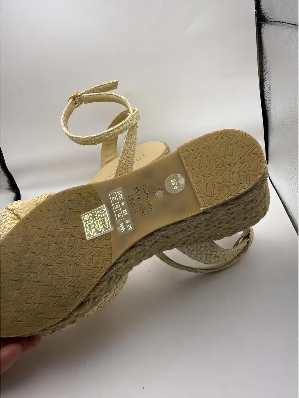 Stuart Weitzman Playa Espa Knot Wedge Sandals Wheat/Natural Size 9.5B - Picture 13 of 14